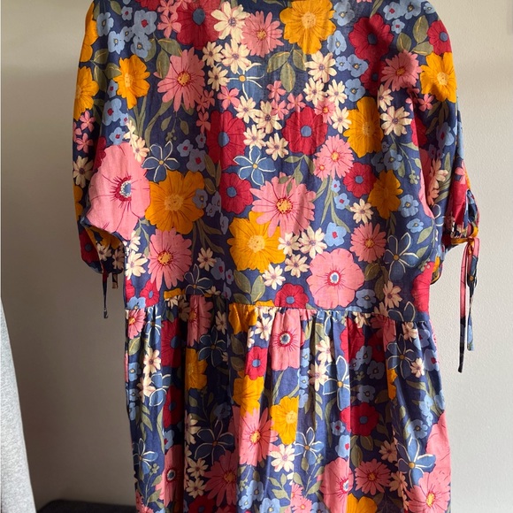 Princess Highway floral, gathered waist , v-neck smock dress size 10AU - Picture 3 of 8